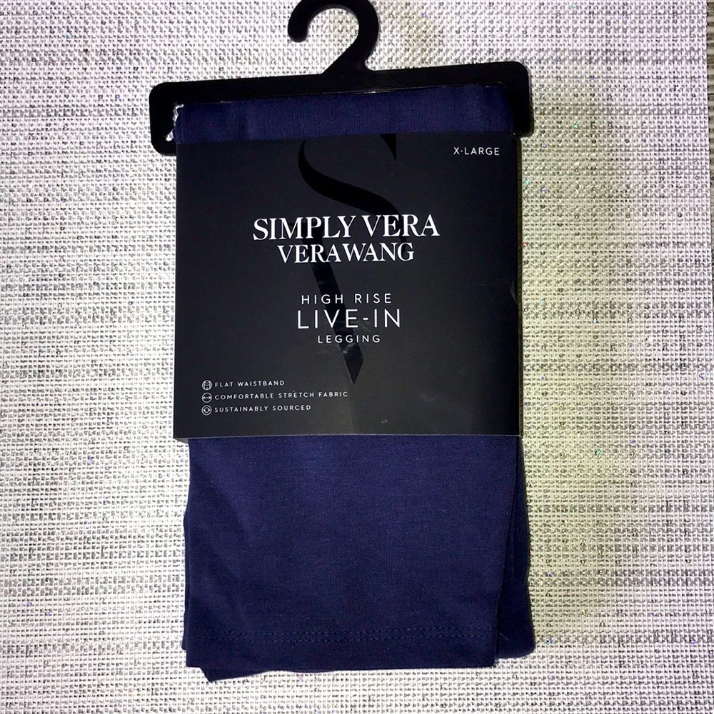 Simply Vera Vera Wang High Rise Live-In Legging ✨✨✨